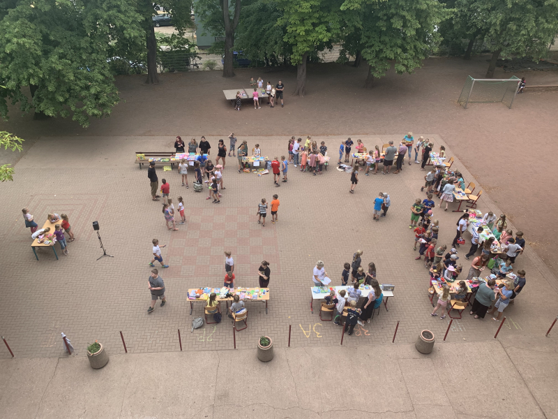 spielzeugbasar_4.jpg spielzeugbasar_4.jpg